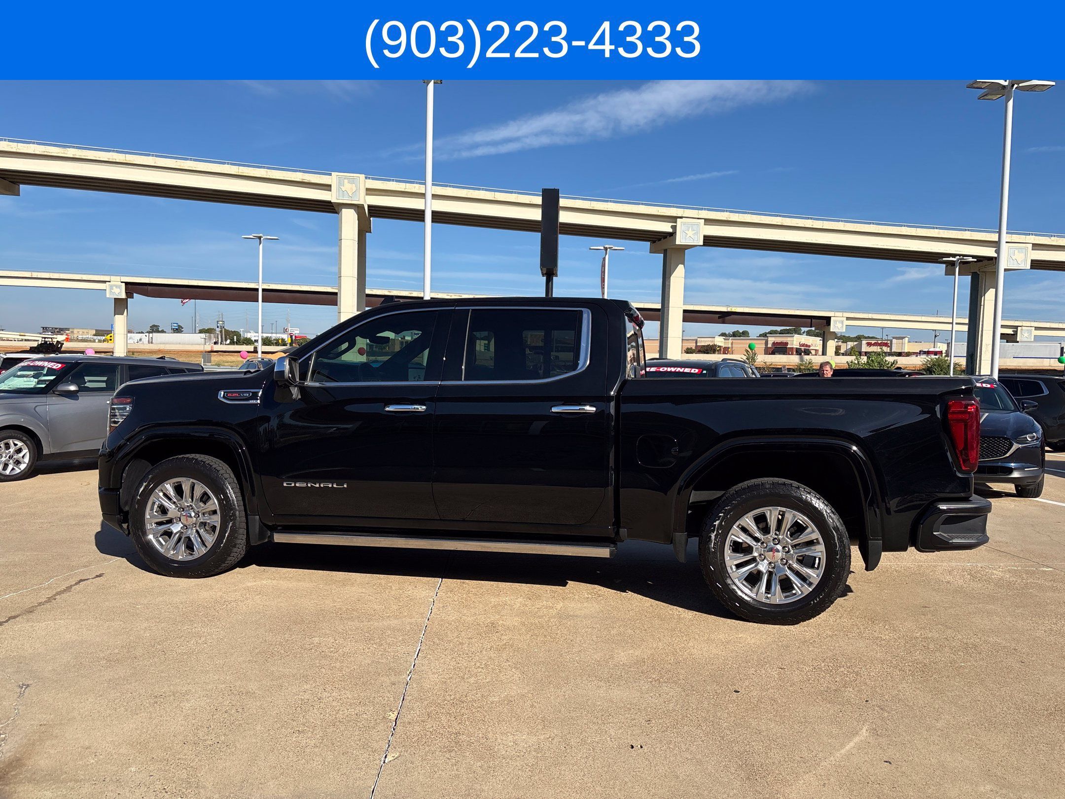 Used 2024 GMC Sierra 1500 Denali w/ Technology Package AWD/4WD image 7