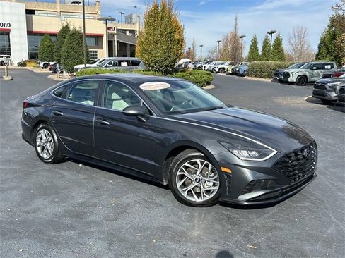 Used 2023 Hyundai Sonata SEL w/ Convenience Package image 2