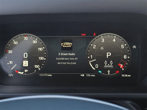 New 2025 Land Rover Defender 130 X-Dynamic SE image 20