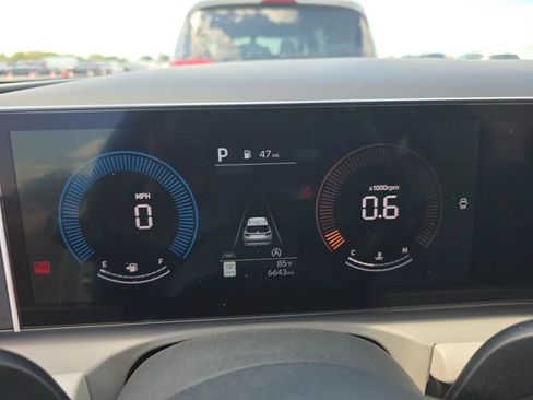 Used 2025 Hyundai Tucson SEL FWD image 3