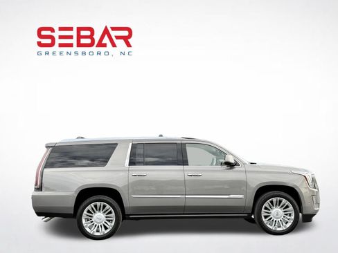 Used 2018 Cadillac Escalade ESV Platinum AWD/4WD image 7