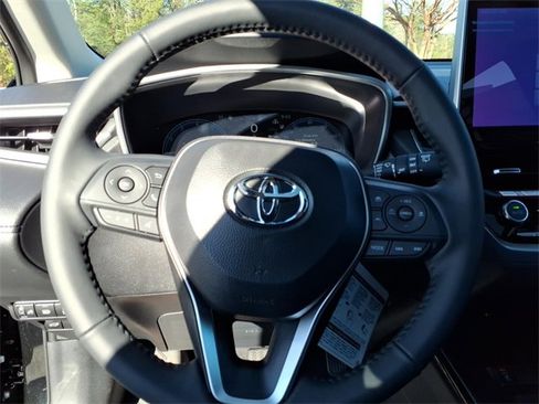 New 2026 Toyota Corolla Cross XLE w/ Convenience Package image 17