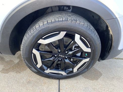 Used 2025 Kia Telluride S AWD/4WD image 32