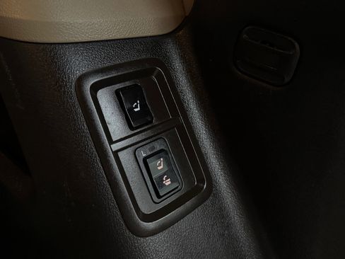 Used 2008 Toyota Sequoia Limited image 23