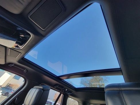 Used 2021 Land Rover Range Rover SV Autobiography Dynamic image 43