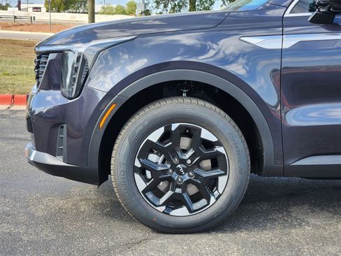 New 2026 Kia Sorento S image 8