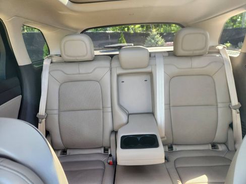 Used 2022 Lincoln Corsair Reserve w/ Equipment Group 201A image 20