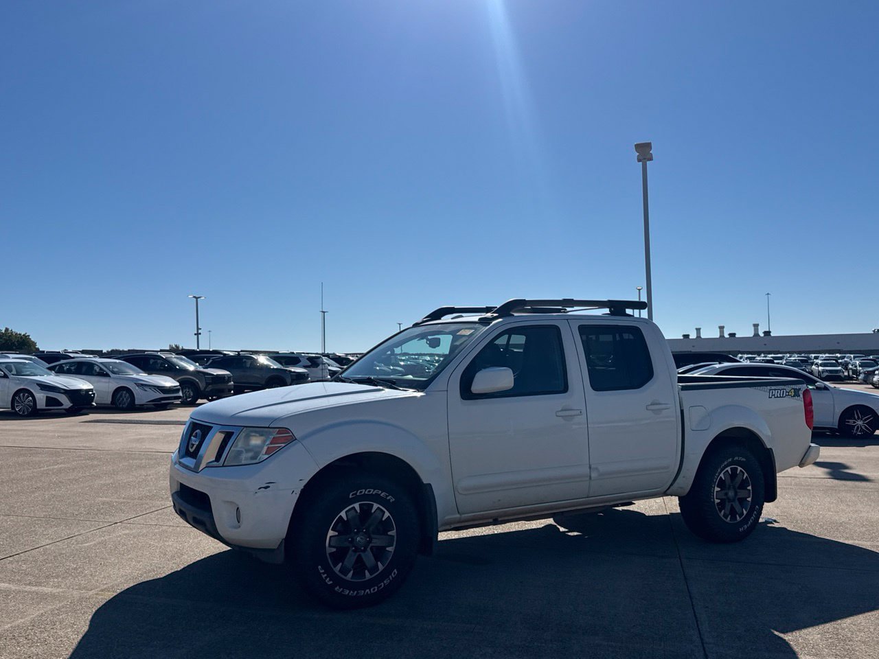 Used 2015 Nissan Frontier PRO-4X w/ Pro-4x Luxury Package AWD/4WD image 12
