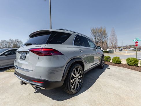 New 2026 Mercedes-Benz GLE 350 4MATIC image 11