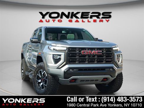 Used 2024 GMC Canyon AT4X image 15