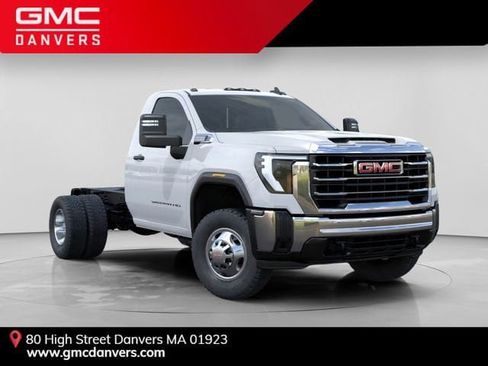 New 2026 GMC Sierra 3500 Pro image 1