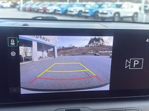 Used 2025 Kia K4 LXS image 18