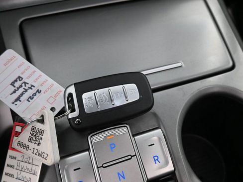 Used 2021 Hyundai Kona Limited w/ Cargo Package image 11