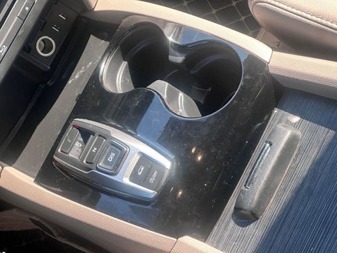 Used 2017 Honda Pilot Elite image 24