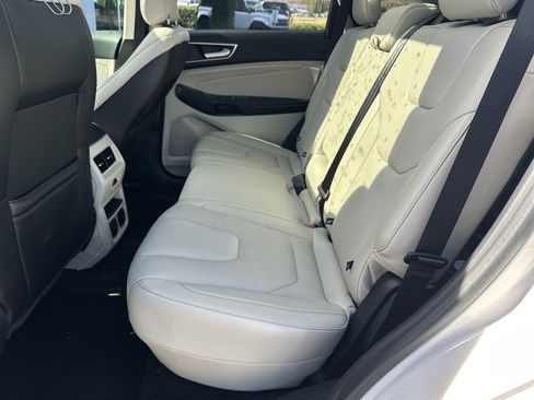 Used 2019 Ford Edge Titanium w/ Equipment Group 301A image 22