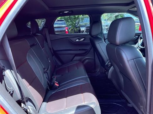 Used 2019 Chevrolet Blazer RS w/ Sun and Wheels Package FWD image 27