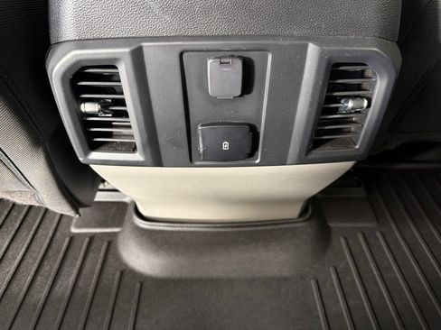 Used 2019 Ford F150 XL w/ Equipment Group 101A Mid AWD/4WD image 16
