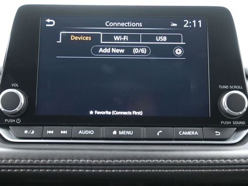 Used 2023 Nissan Rogue SV image 16