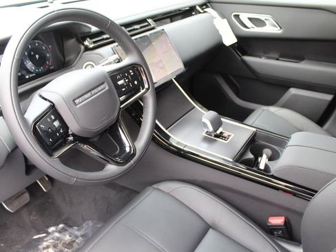 New 2026 Land Rover Range Rover Velar Dynamic SE image 13