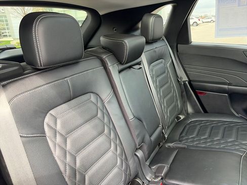 Used 2024 Ford Escape Platinum w/ Premium Technology Package image 41