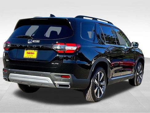 New 2025 Honda Pilot Elite image 14