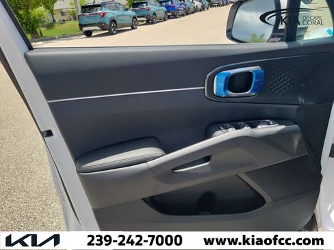 New 2026 Kia Sorento S AWD/4WD image 23
