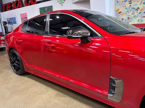 Used 2019 Kia Stinger GT1 AWD/4WD image 72