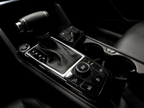 Used 2024 Kia Sportage EX image 31