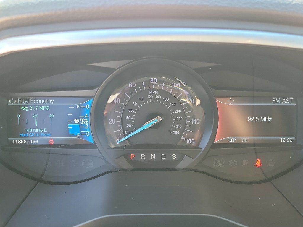 Used 2018 Ford Edge Titanium w/ Equipment Group 301A AWD/4WD image 27
