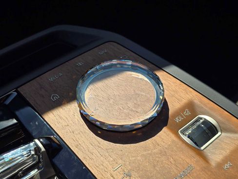 New 2026 BMW iX xDrive45 w/ Executive Package image 31