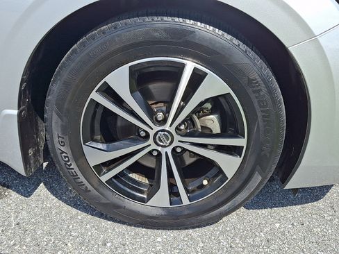 Used 2023 Nissan Sentra SV w/ All-Weather Package FWD image 8