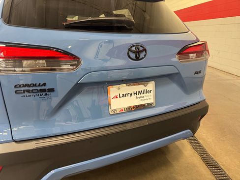 Certified 2026 Toyota Corolla Cross XLE w/ Convenience Package FWD image 25