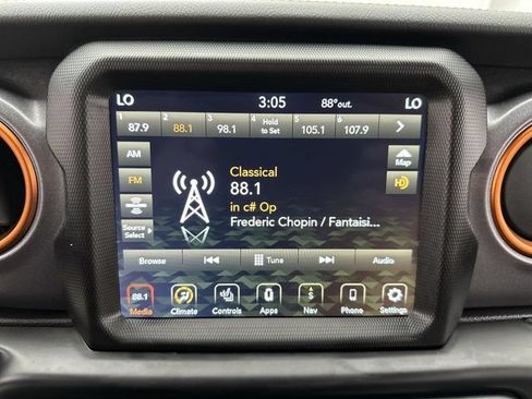 Used 2021 Jeep Gladiator Mojave AWD/4WD image 16