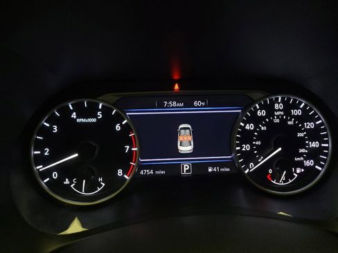 Used 2025 Nissan Sentra SV image 23