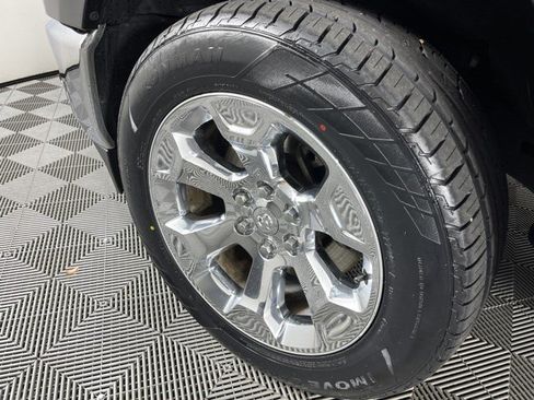Used 2022 RAM 1500 Big Horn AWD/4WD image 10