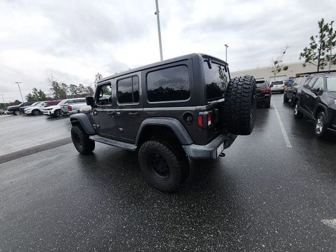Used 2019 Jeep Wrangler Unlimited Sport S image 7