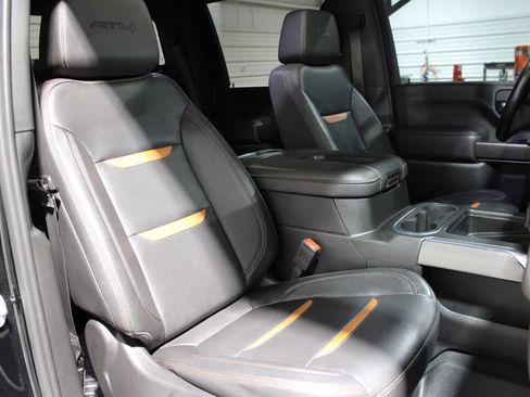 Used 2022 GMC Sierra 2500 AT4 w/ AT4 Premium Plus Package AWD/4WD image 46