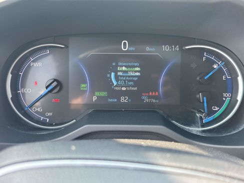 Used 2023 Toyota RAV4 SE w/ Weather & Moonroof Package AWD/4WD image 27