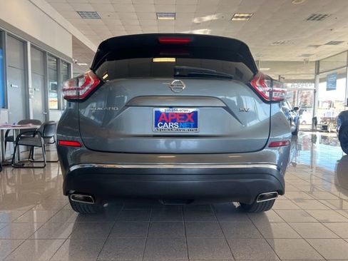 Used 2017 Nissan Murano SV image 5