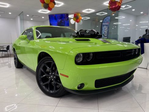 Used 2023 Dodge Challenger SXT w/ Blacktop Package image 3