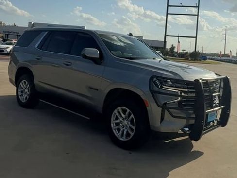 Certified 2024 Chevrolet Tahoe LT w/ Luxury Package AWD/4WD image 2
