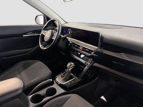 Used 2024 Kia Seltos S AWD/4WD image 31