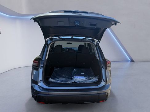 New 2026 Nissan Rogue S image 19