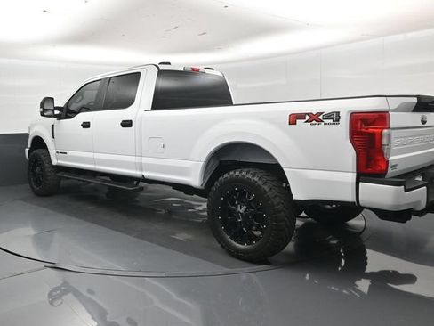 Used 2022 Ford F250 XL w/ Power Equipment Group AWD/4WD image 30