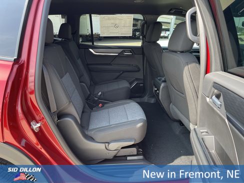 New 2026 GMC Acadia Elevation image 11