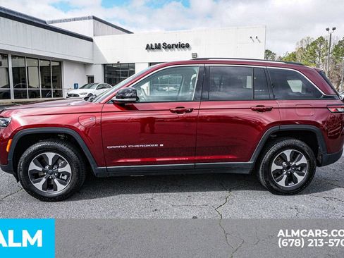 Used 2024 Jeep Grand Cherokee Limited 4xe image 6