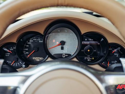 Used 2013 Porsche 911 Carrera S image 6