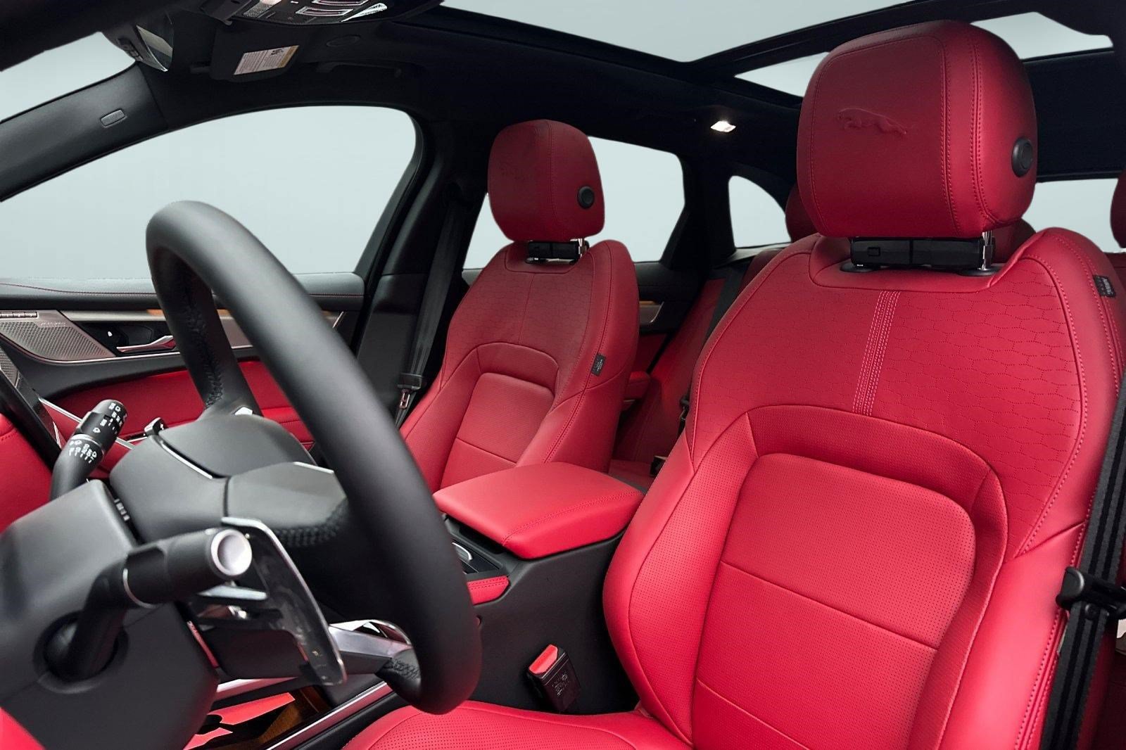 New 2025 Jaguar F-PACE R-Dynamic S AWD/4WD image 22