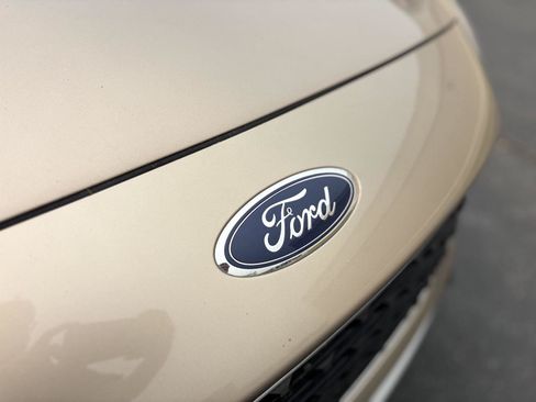 Used 2021 Ford Escape SE w/ Convenience Package FWD image 10
