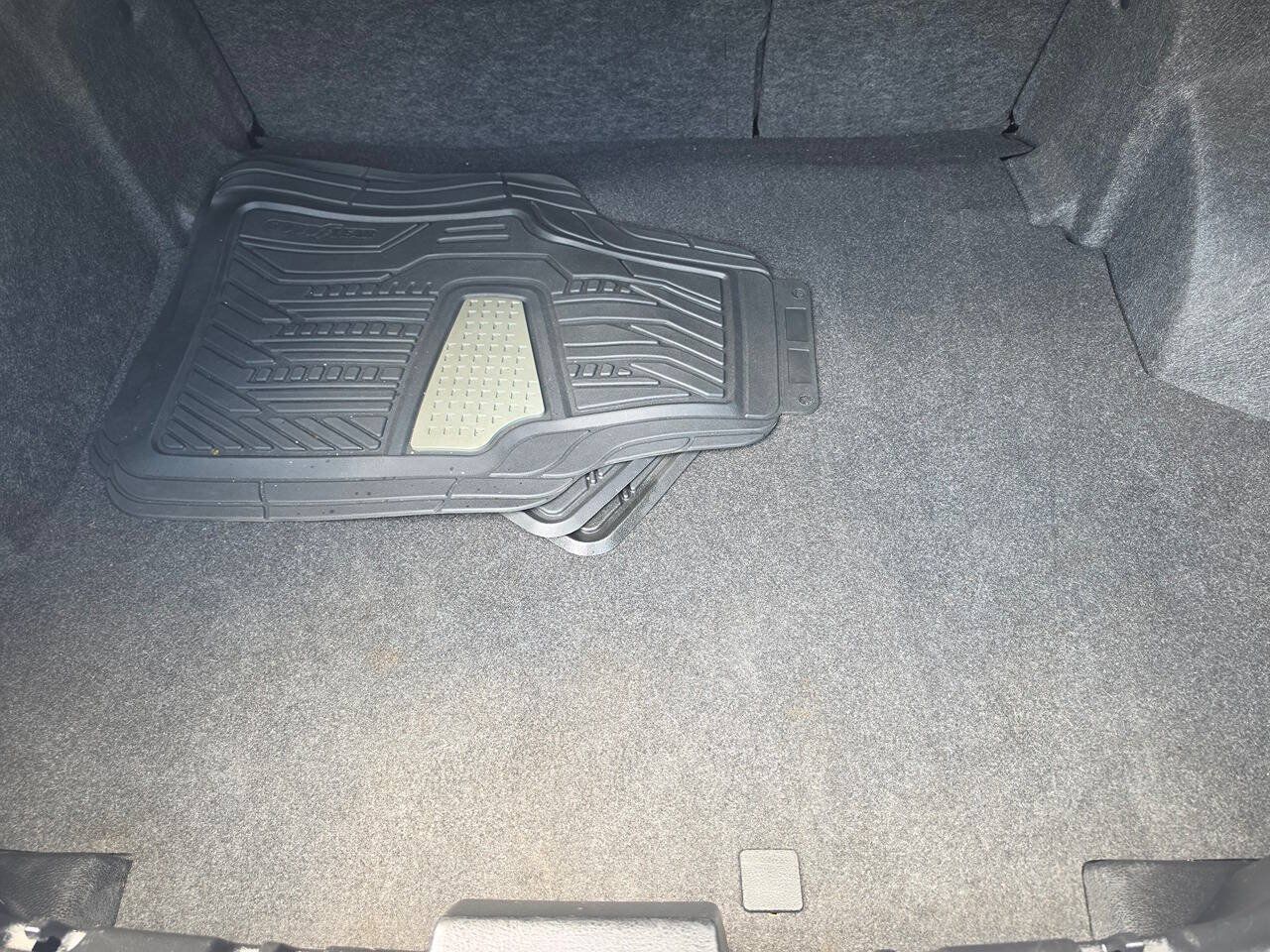 Used 2011 Ford Fusion SE w/ 202A Rapid Spec Order Code FWD image 22